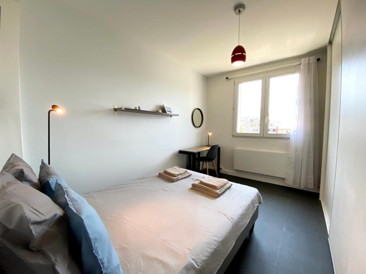 שאמברי Appartement Cosy - Vue Sur Les Montagnes מראה חיצוני תמונה