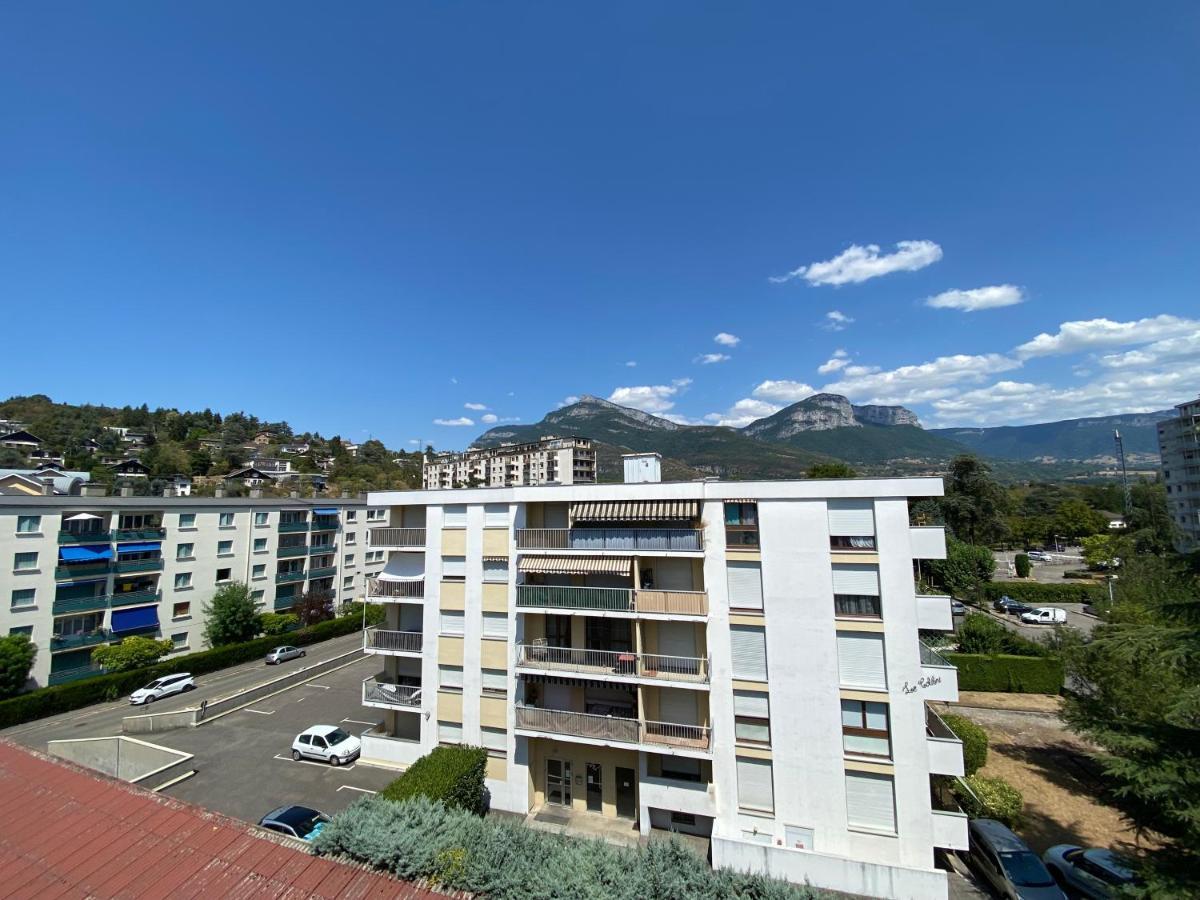 שאמברי Appartement Cosy - Vue Sur Les Montagnes מראה חיצוני תמונה
